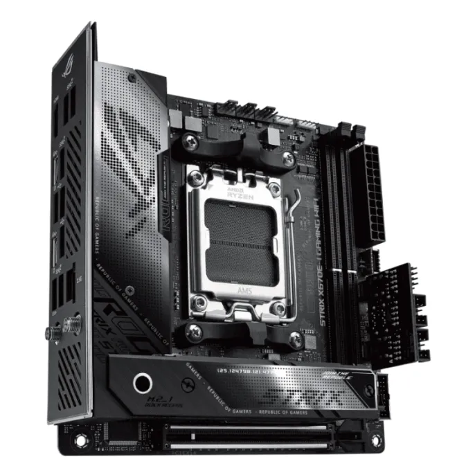 Материнская плата ASUS ROG Strix X670E-E Gaming WI-FI